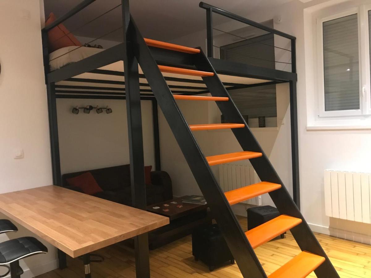 Studio - Mezzanine - Style Loft Industriel Brindas Ngoại thất bức ảnh