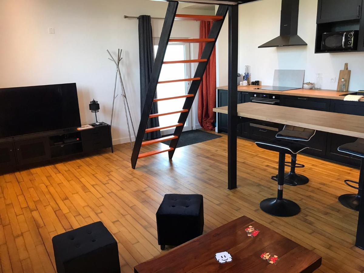 Studio - Mezzanine - Style Loft Industriel Brindas Ngoại thất bức ảnh